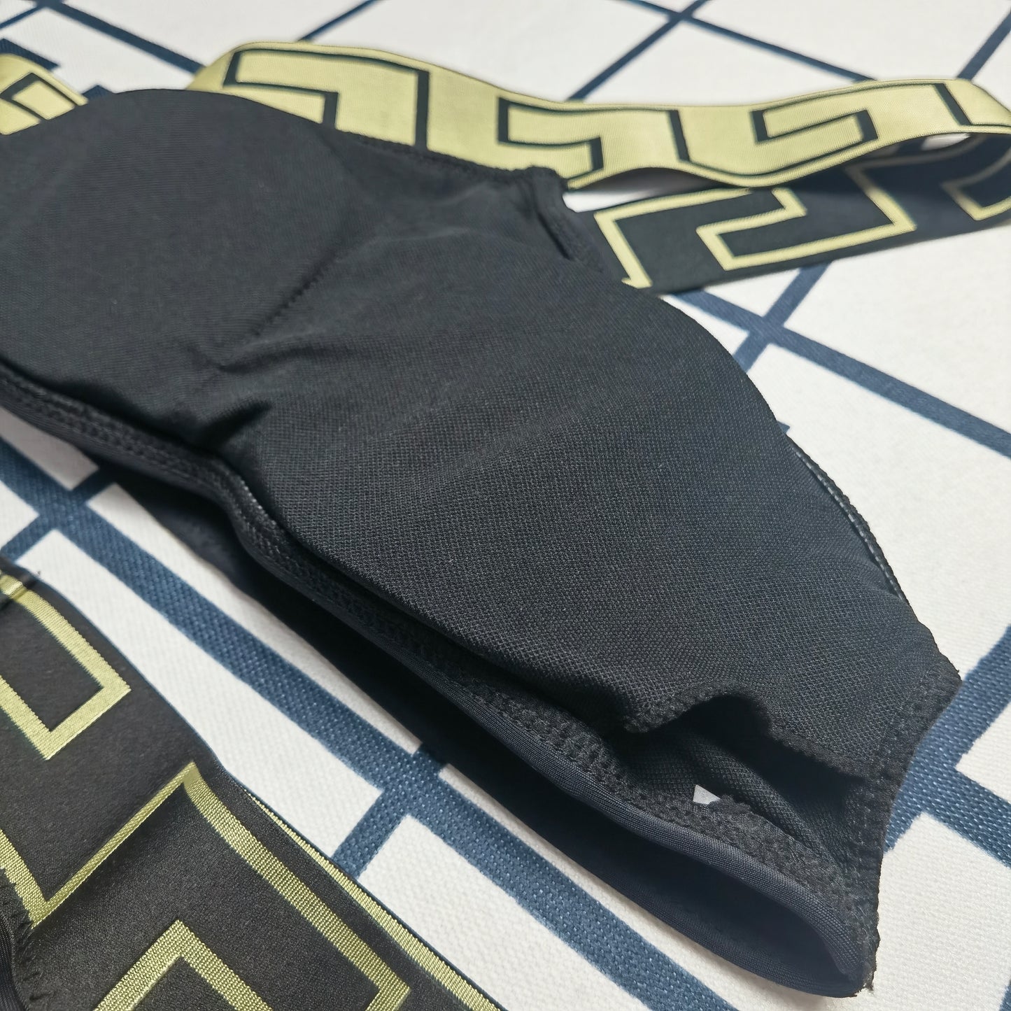 14V209YDE Stylish Bikini swimsuit