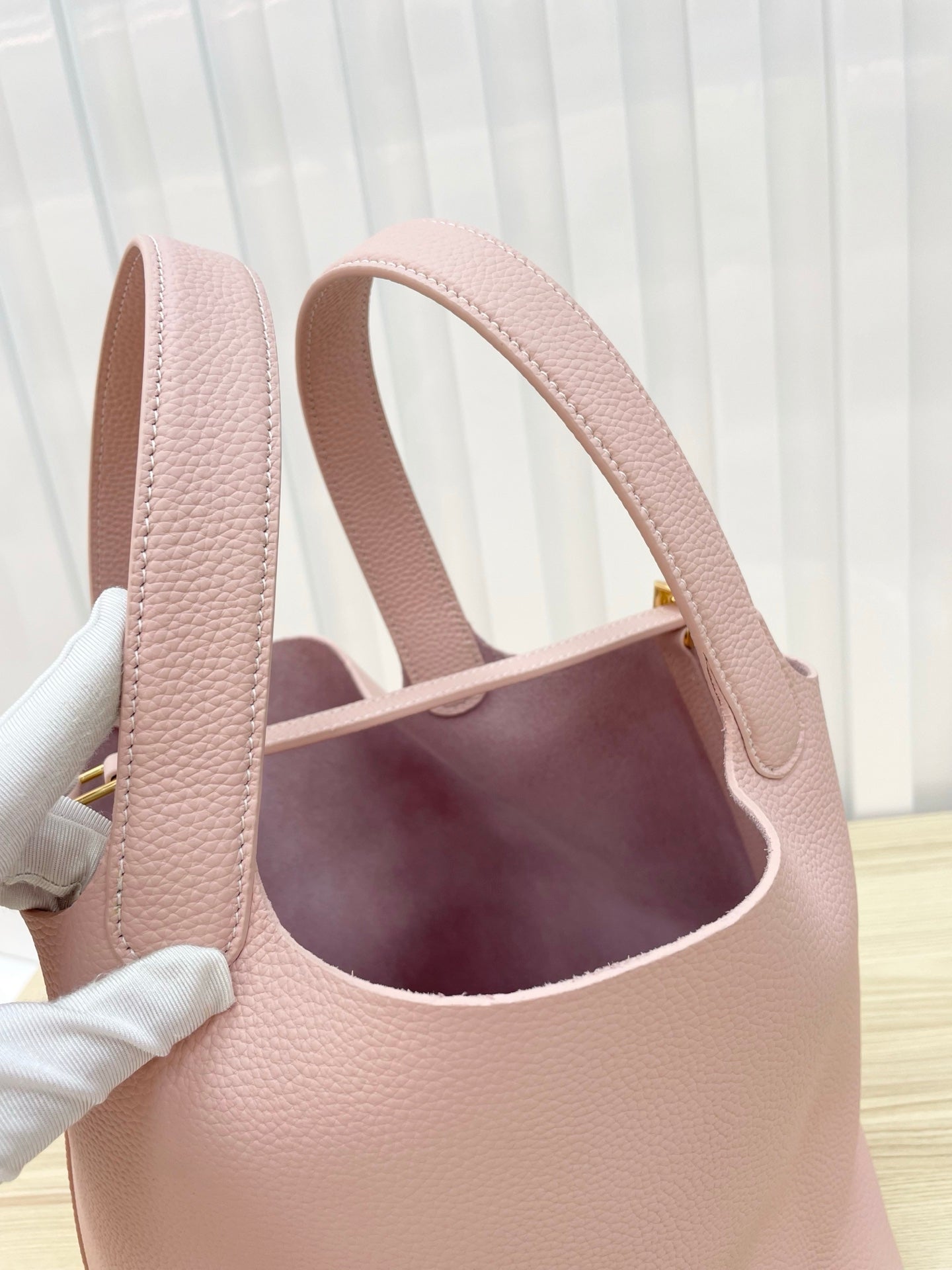 15RH6BDE Stylish leather bag