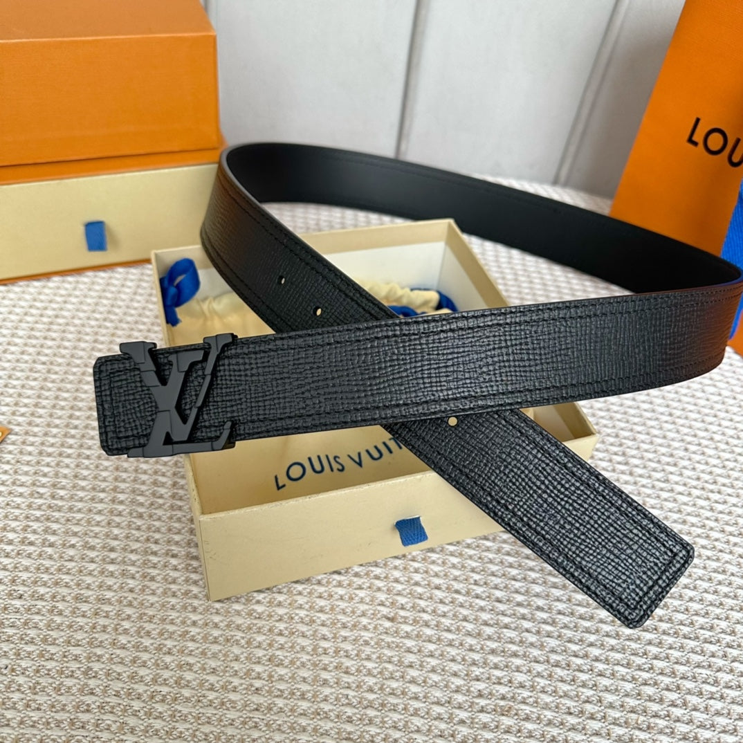 14E137PDE Stylish High quality belt With full package