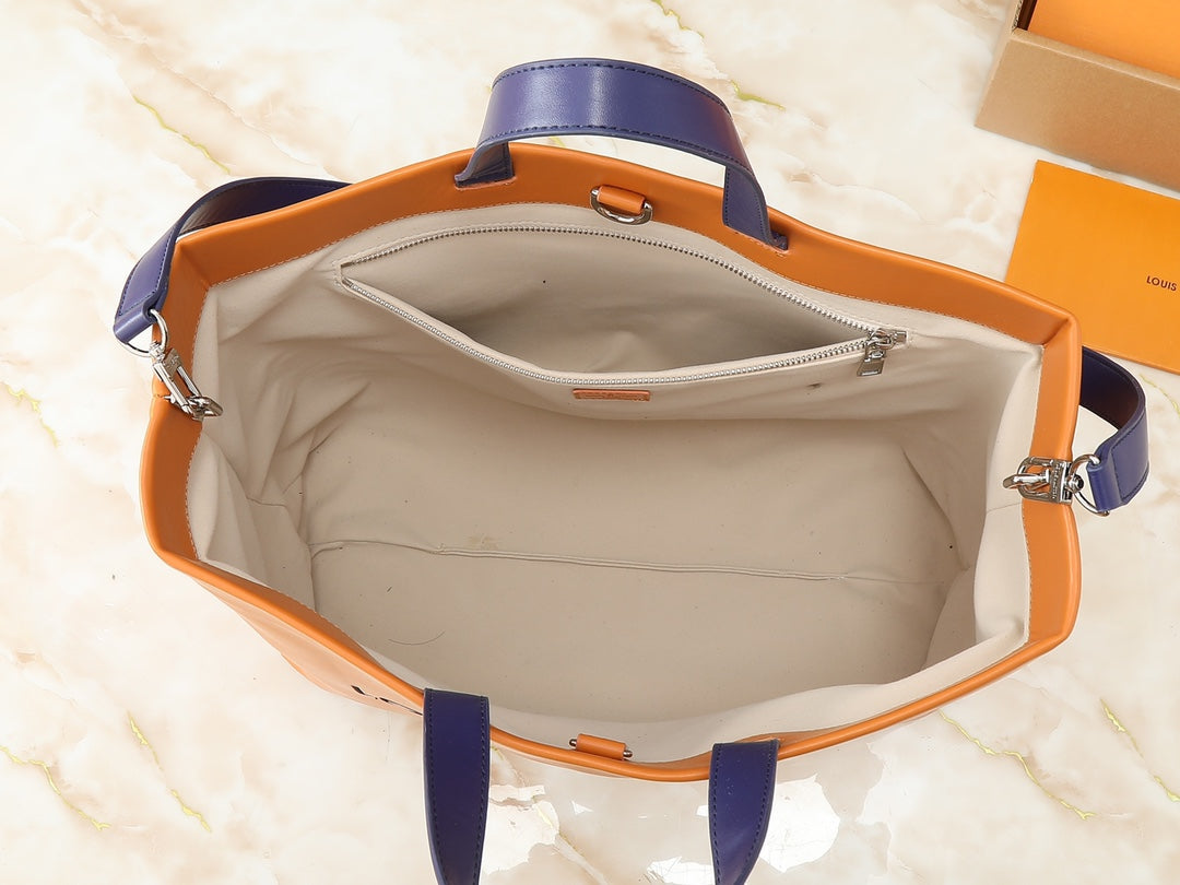 15XE9BDE Stylish leather bag