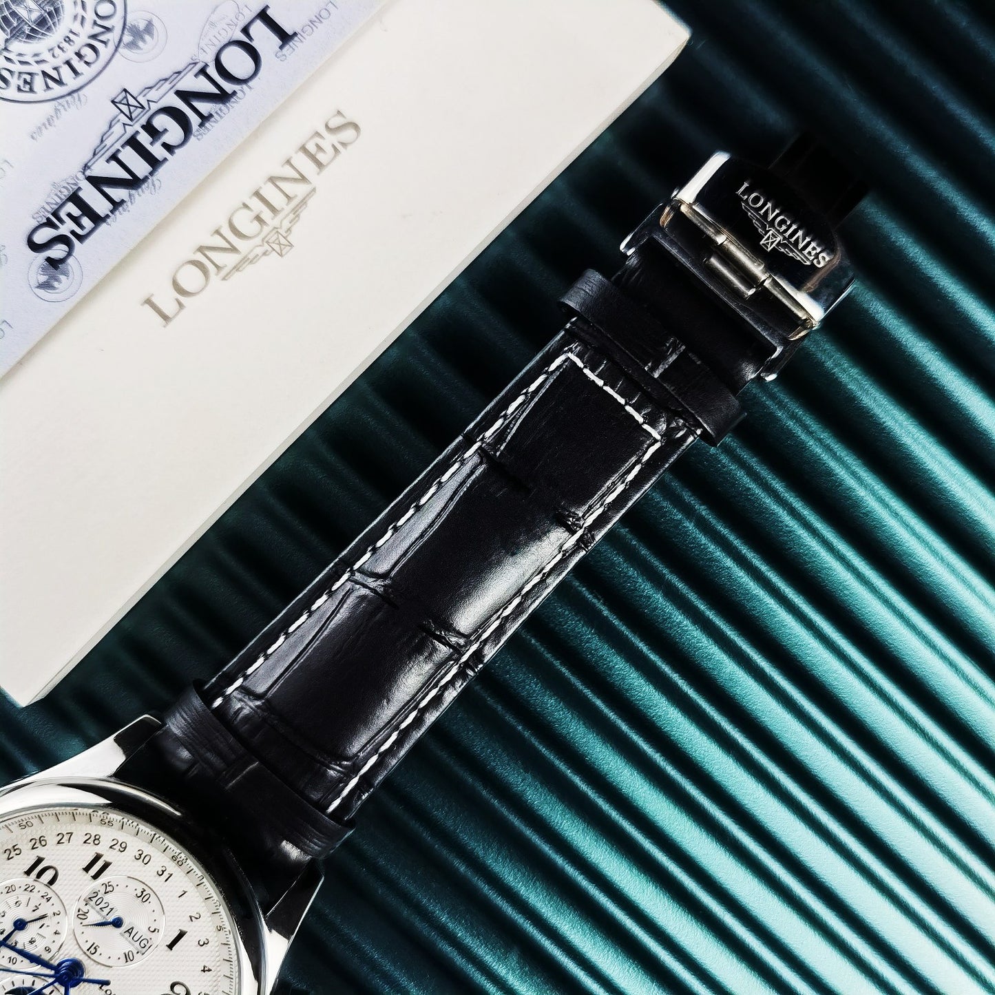 255RA42LDE Stylish Watches