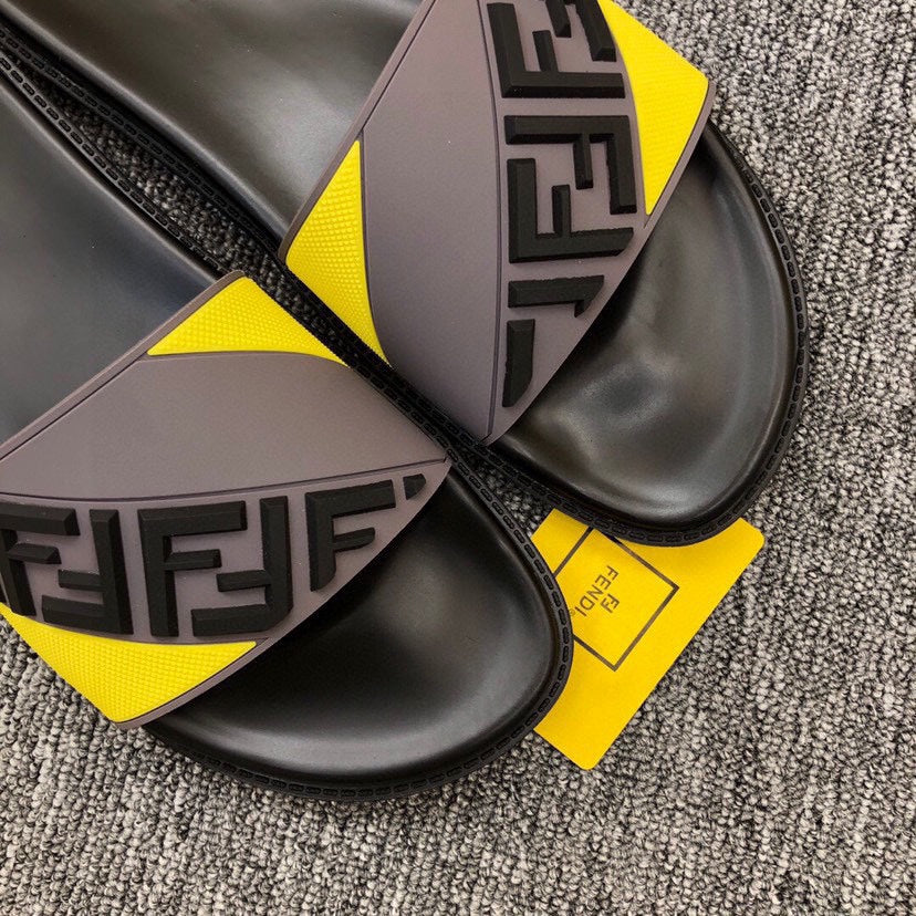 5XF108ZDE Stylish Slippers