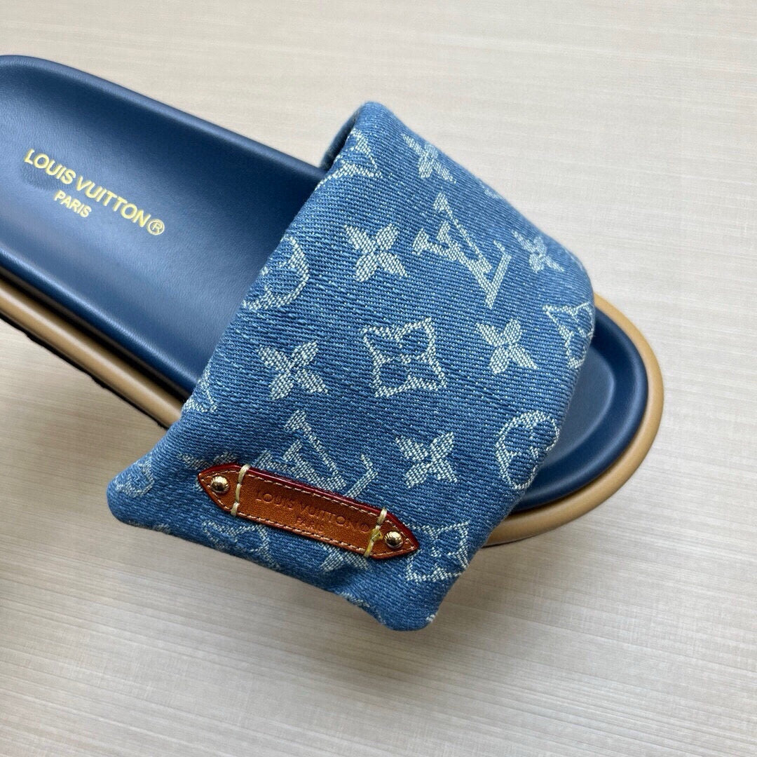 5QE8ZDE Stylish Slippers