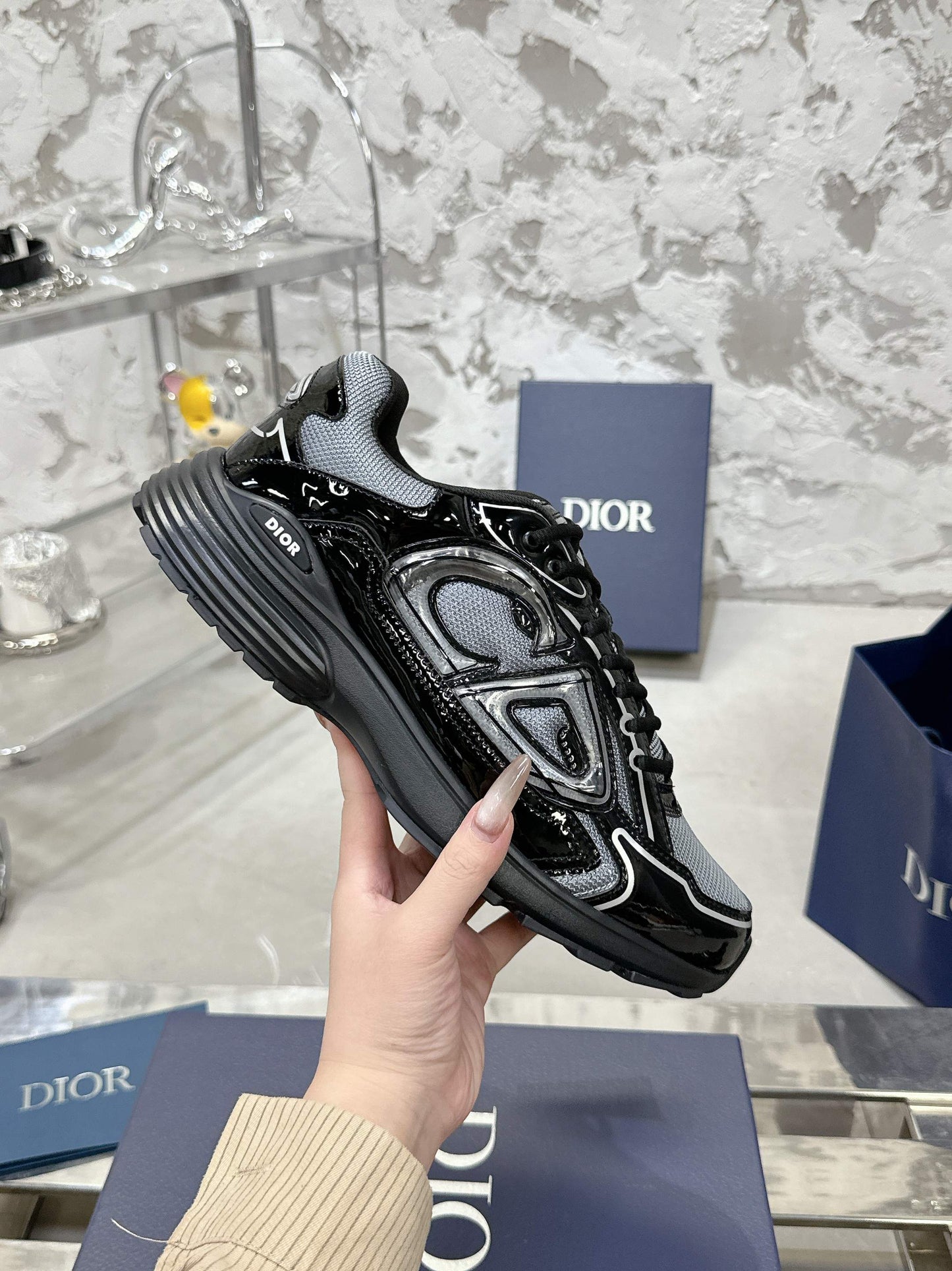 245RD2ZDE Stylish Sneakers