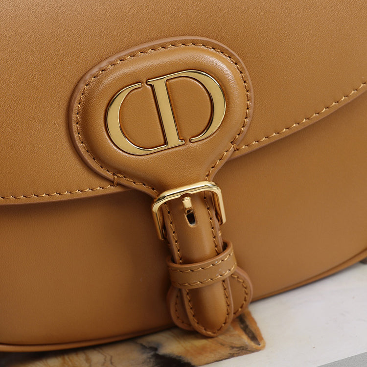 1L48BDE Stylish leather bag