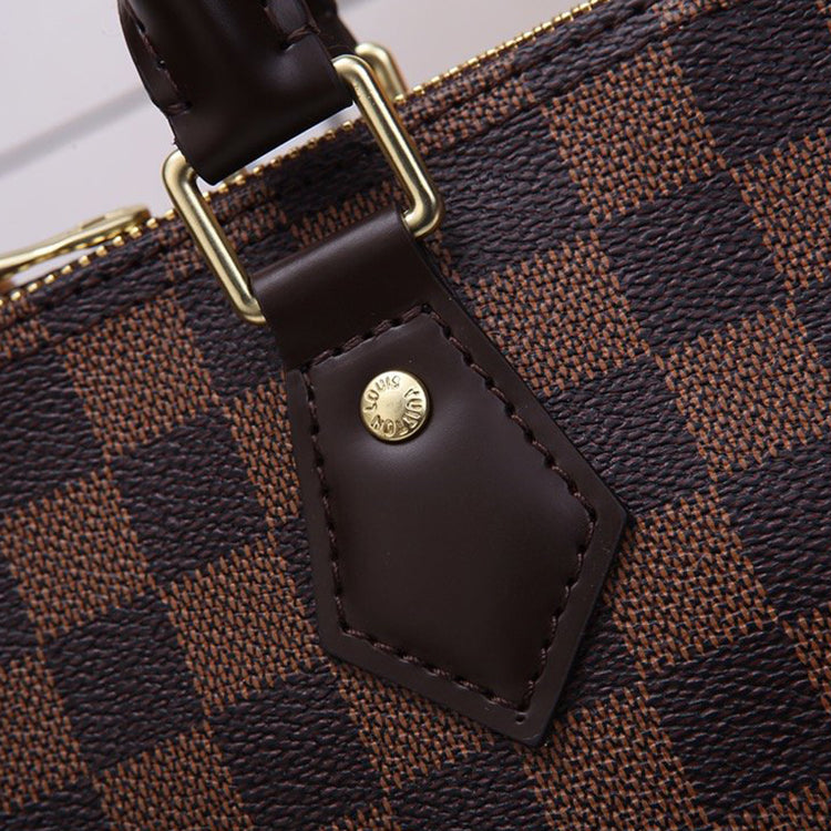 2E16BDE Stylish leather bag