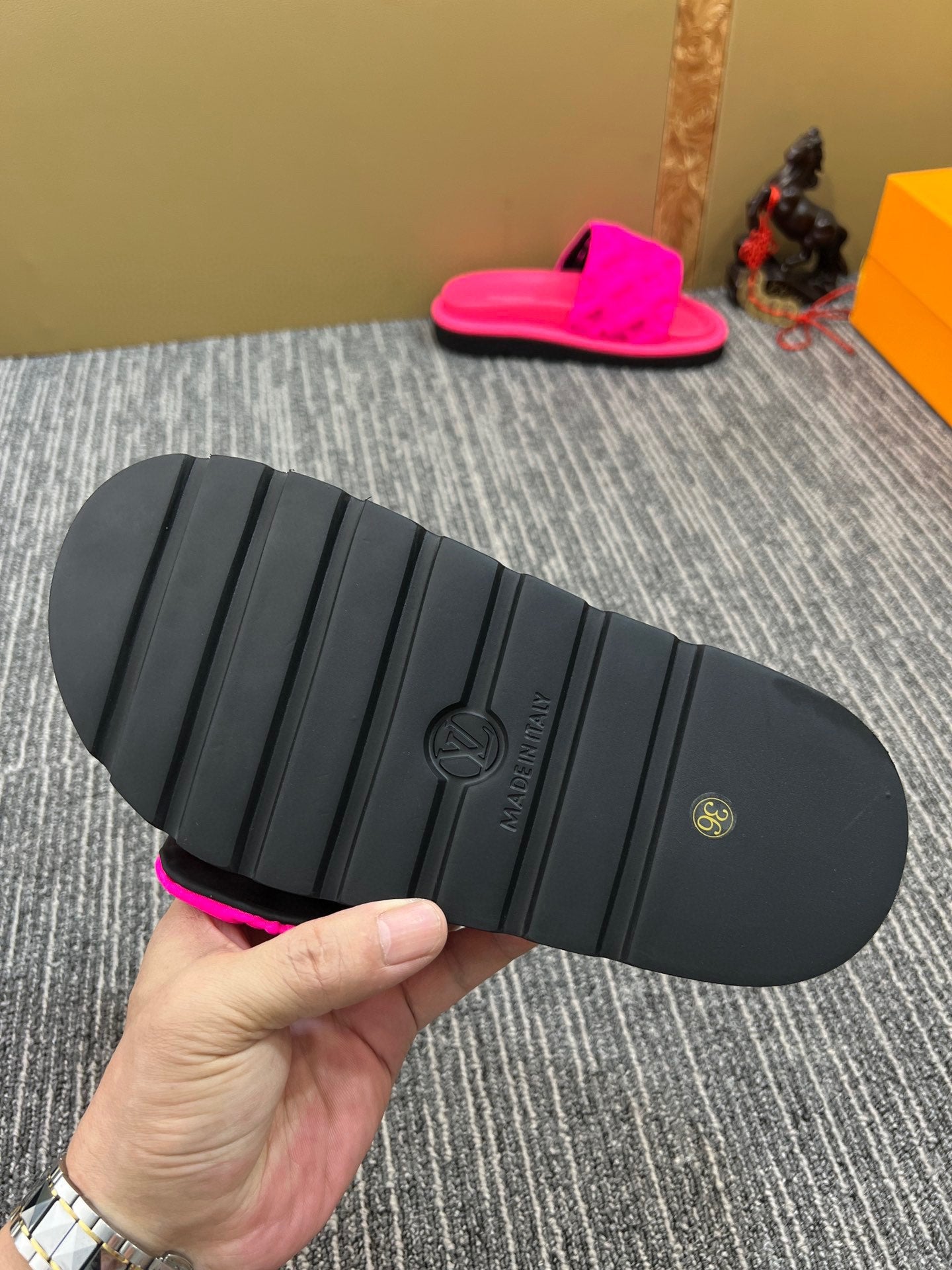 5XE119ZDE Stylish leather quality Slippers