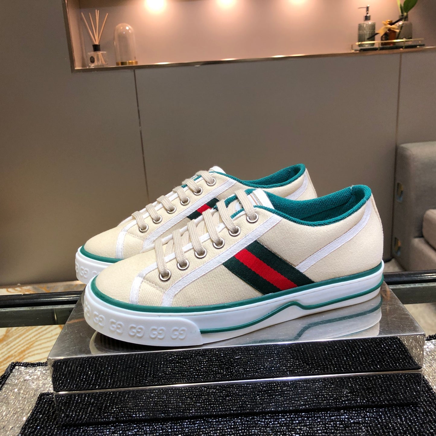 2YB50ZDE Stylish shoes