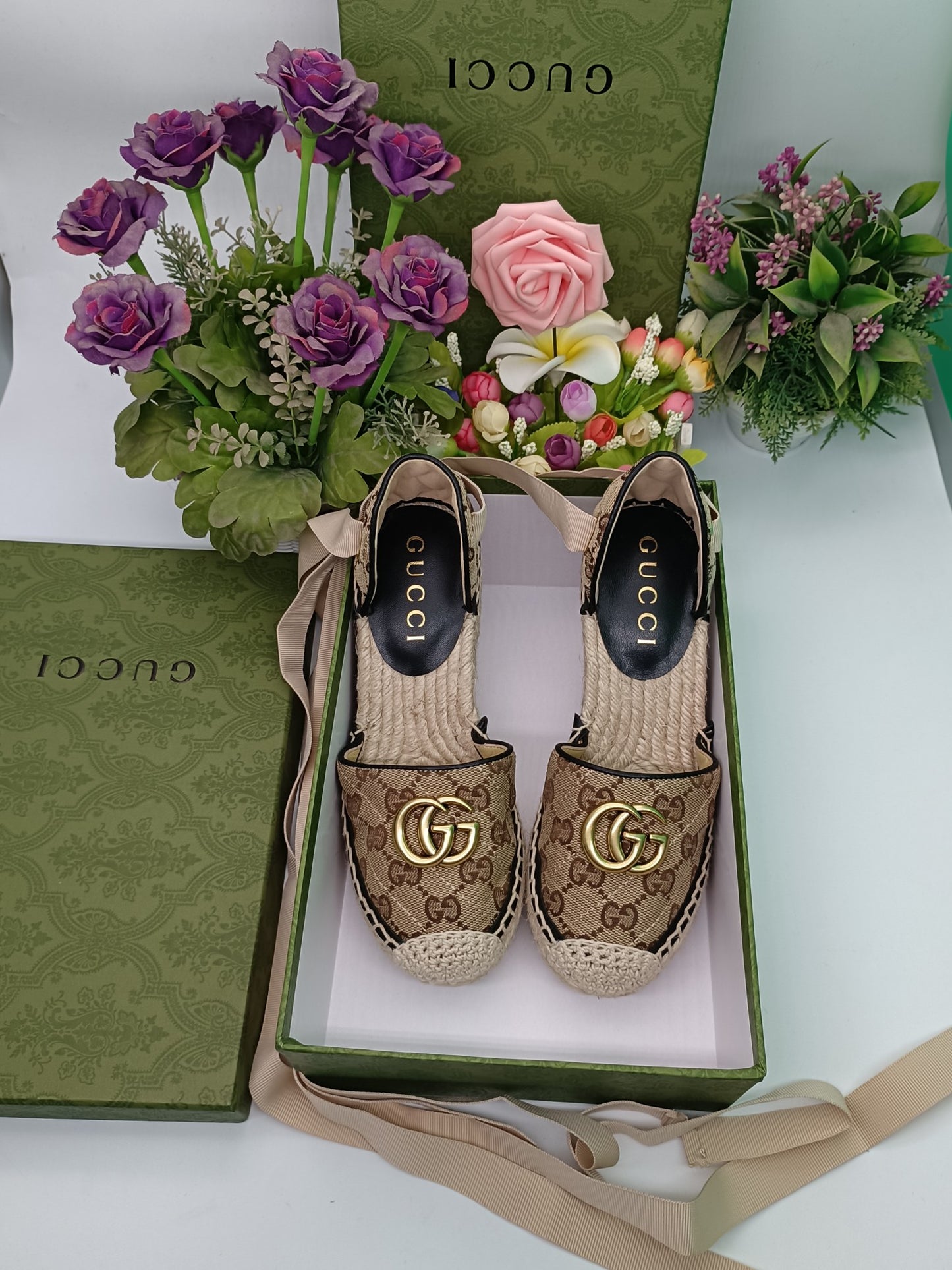 2YB40ZDE Stylish leather High heels
