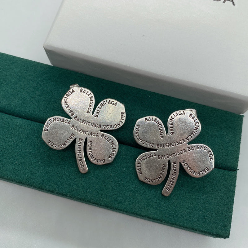 14J1096EDE Stylish Earrings