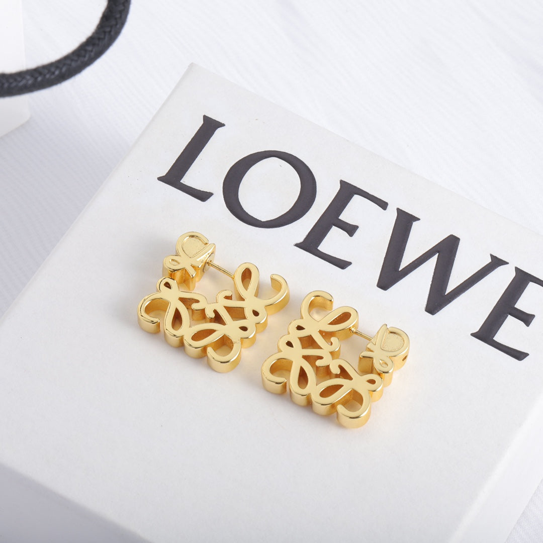 14A787EDE Stylish Earrings