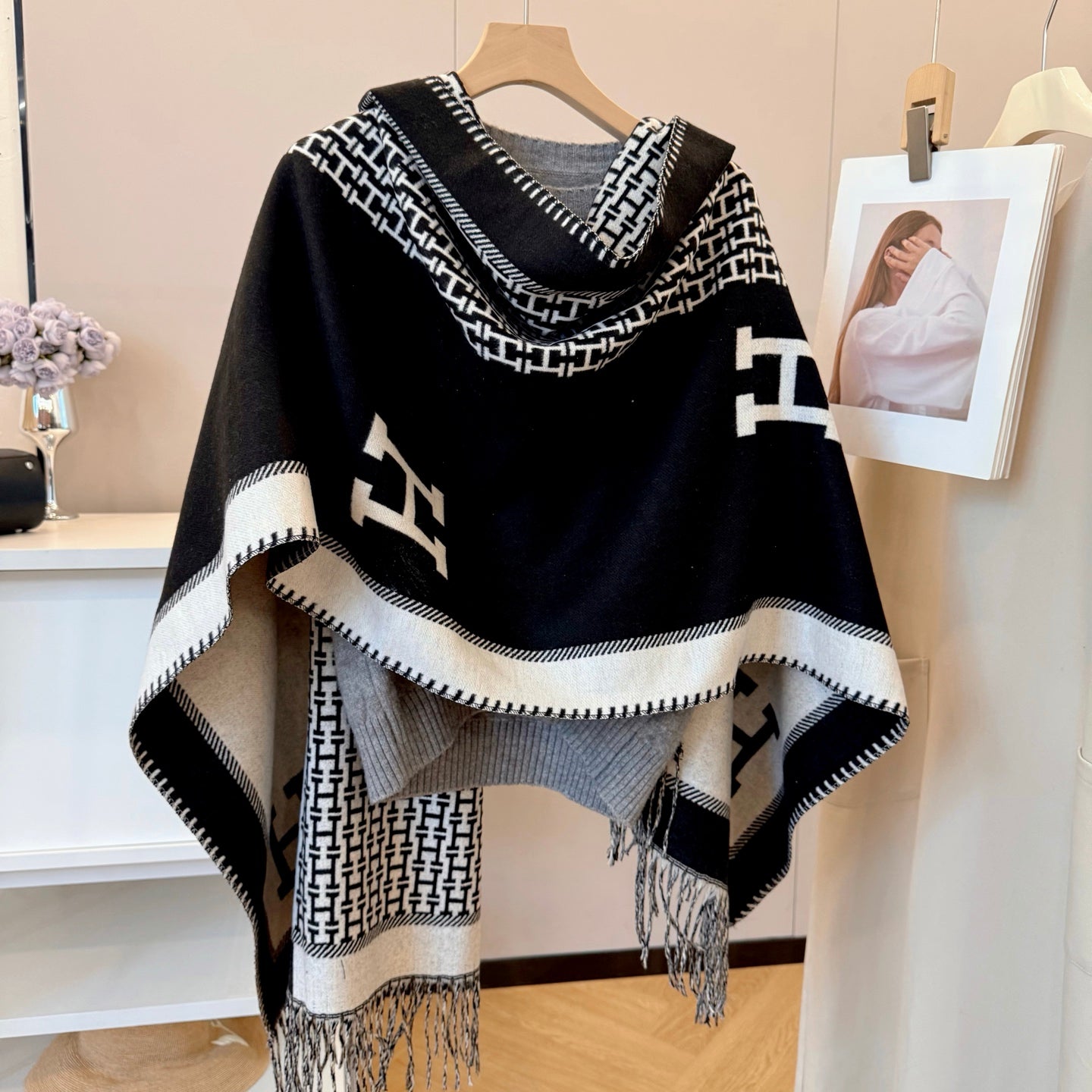 185ZH65WDE Stylish Winter Scarves