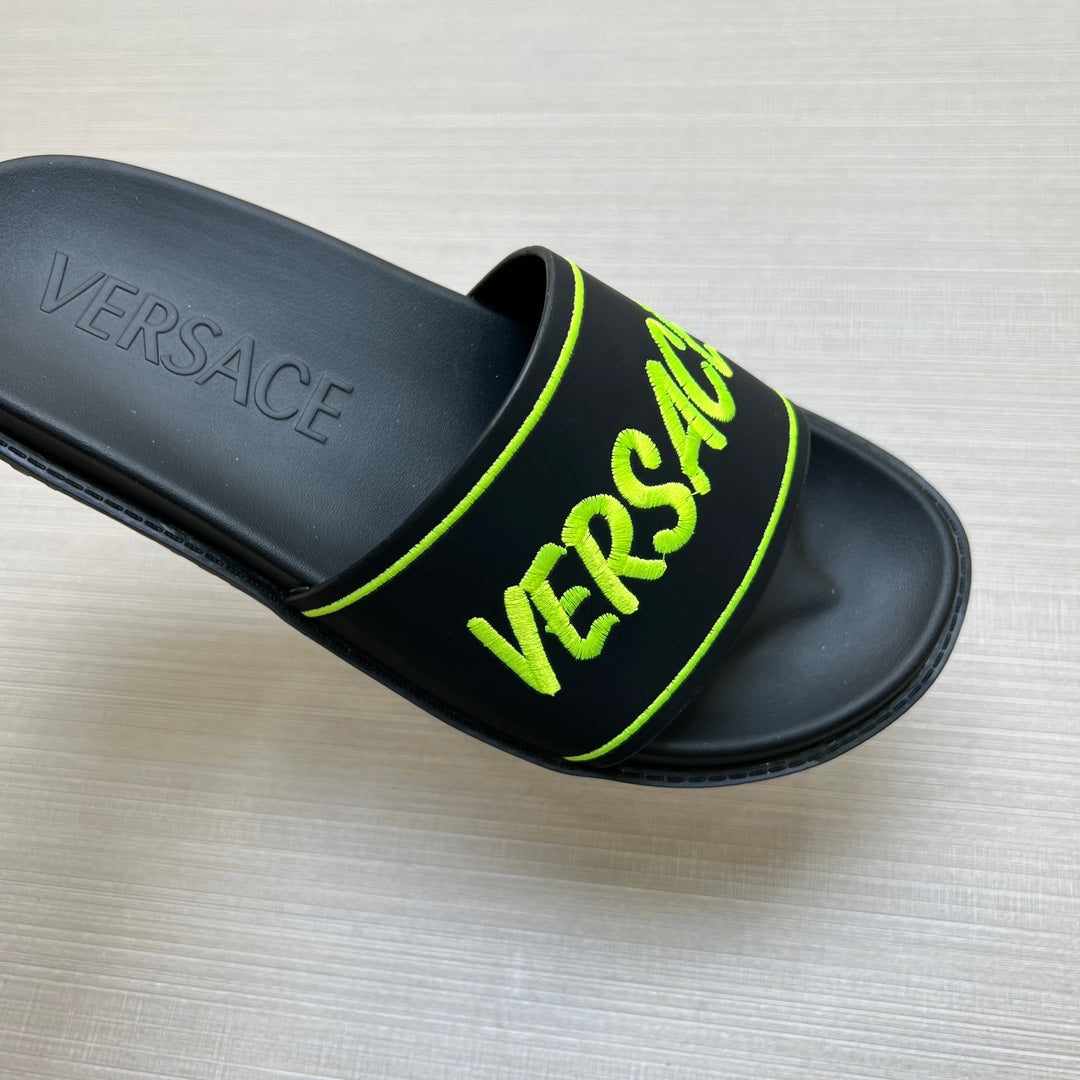 54V54ZDE Stylish slippers