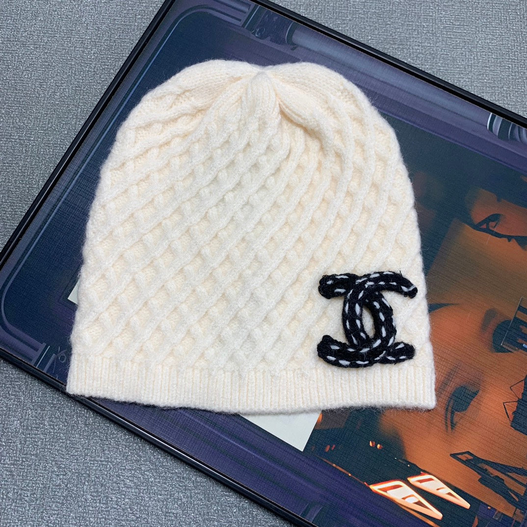 125ZC475MDE Stylish hats