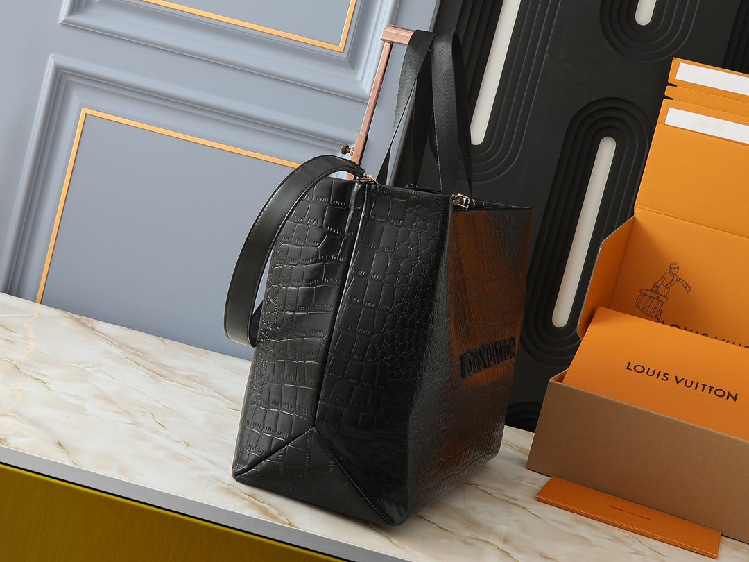 15XE9BDE Stylish leather bag