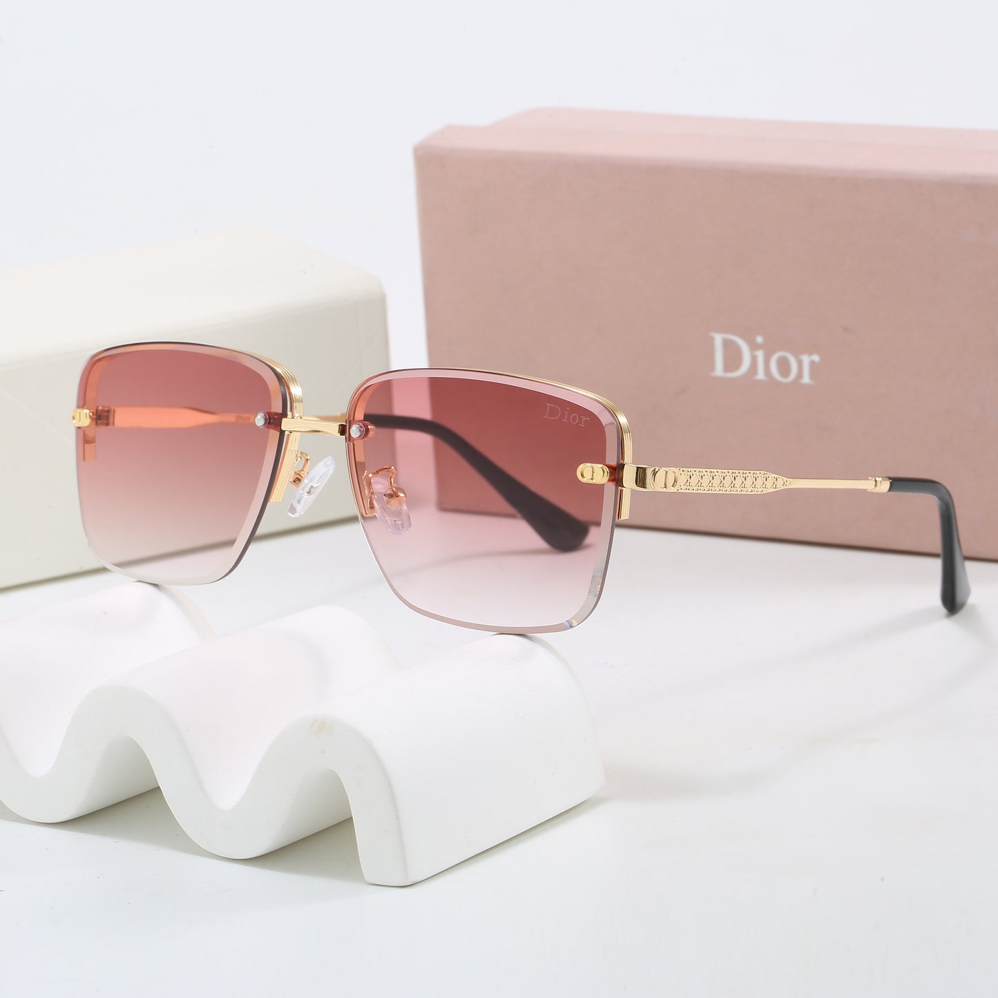 285RD52TDE Stylish Sunglasses