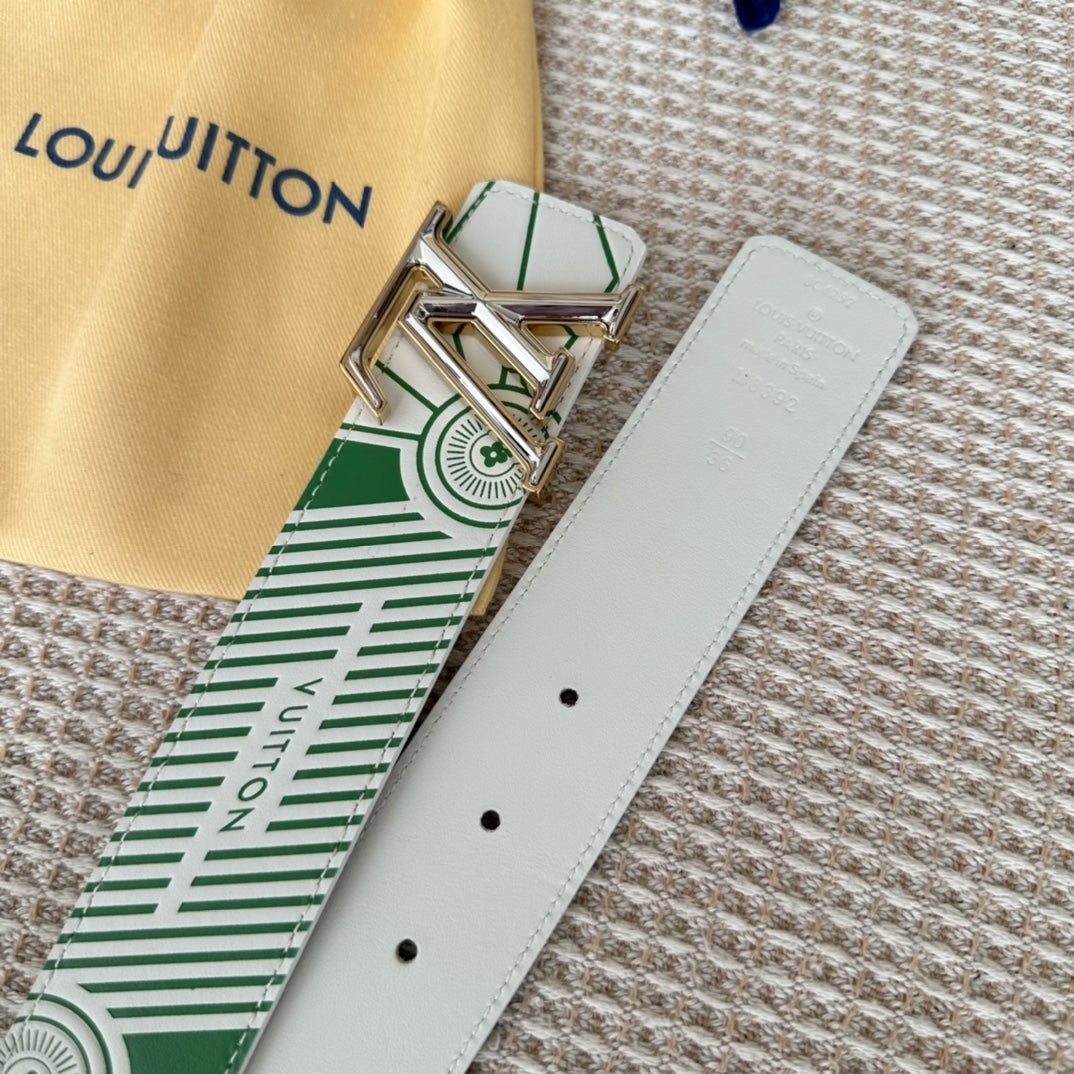 14E54PDE Stylish High quality belt With full package