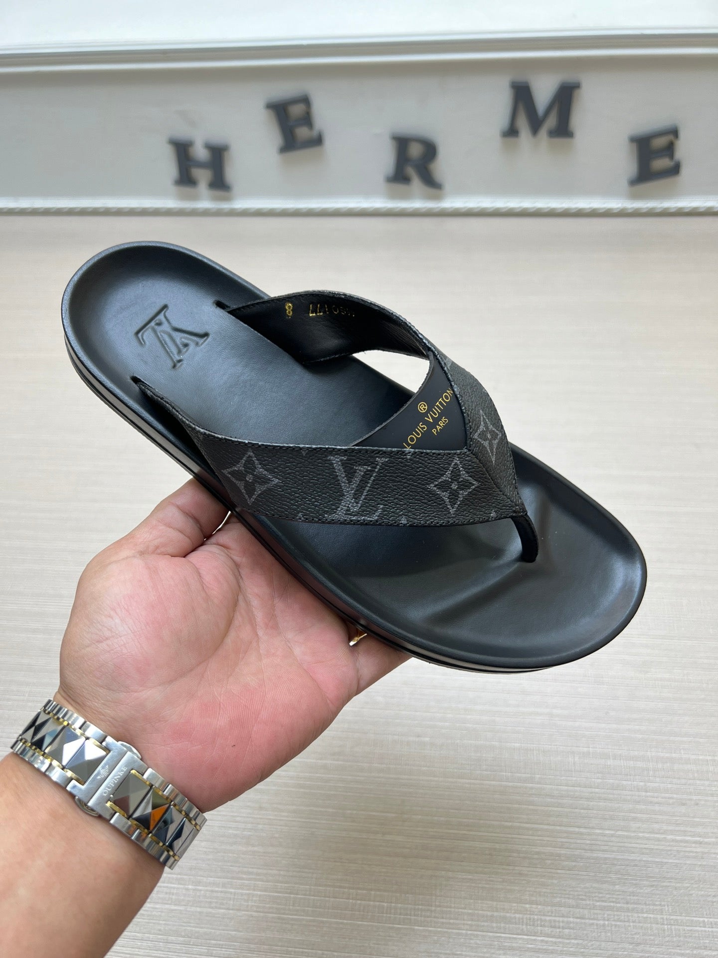 54E85ZDE Stylish slippers