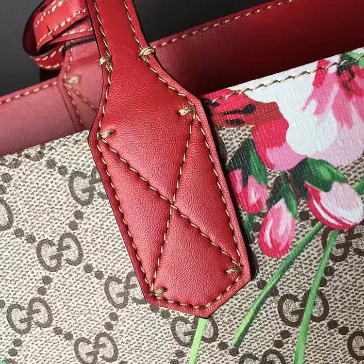 1B230BDE Stylish leather bag