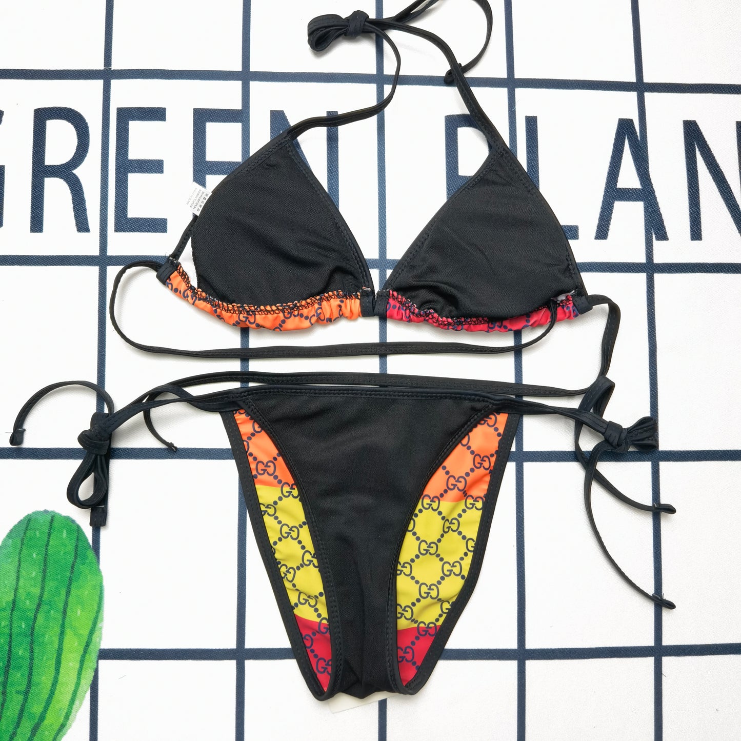 14B32YDE Stylish Bikini swimsuit