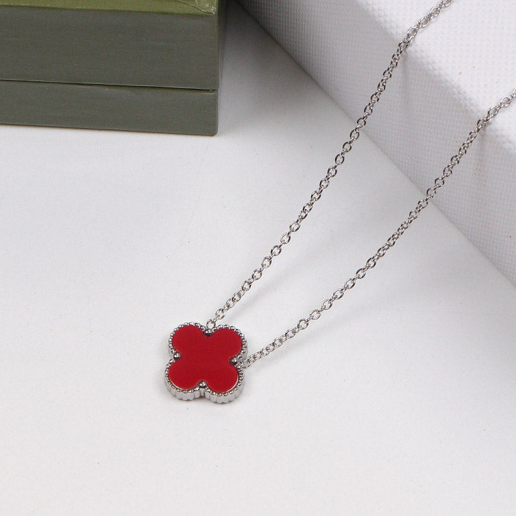 2VA11XDE Stylish necklaces both sides: one side is full of diamonds, and the other color