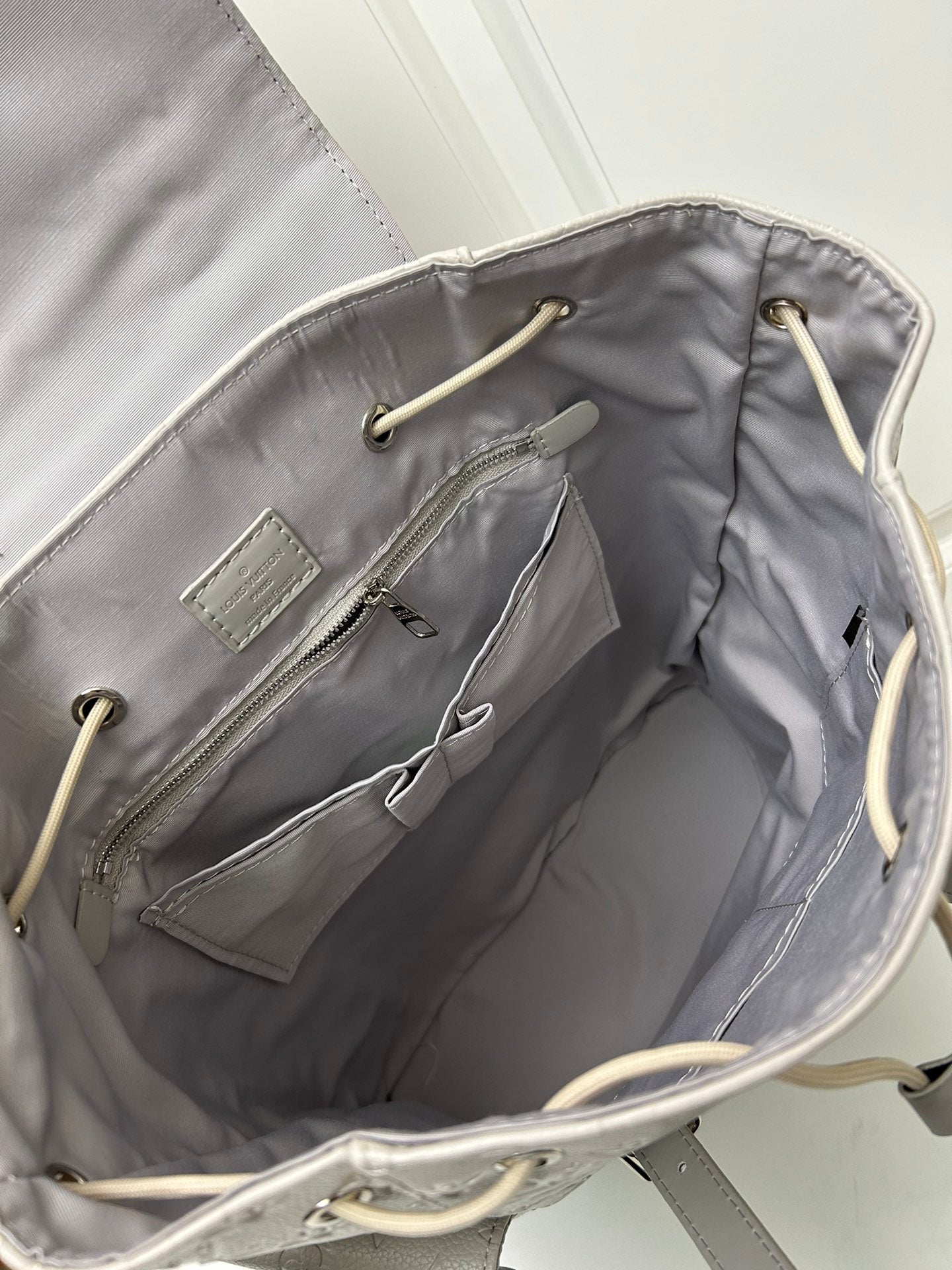 1WE72BDE Stylish Backpacks