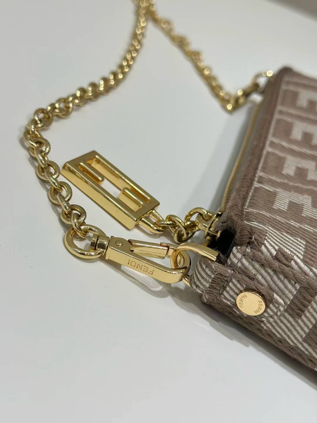 15RF9BDE Stylish bag