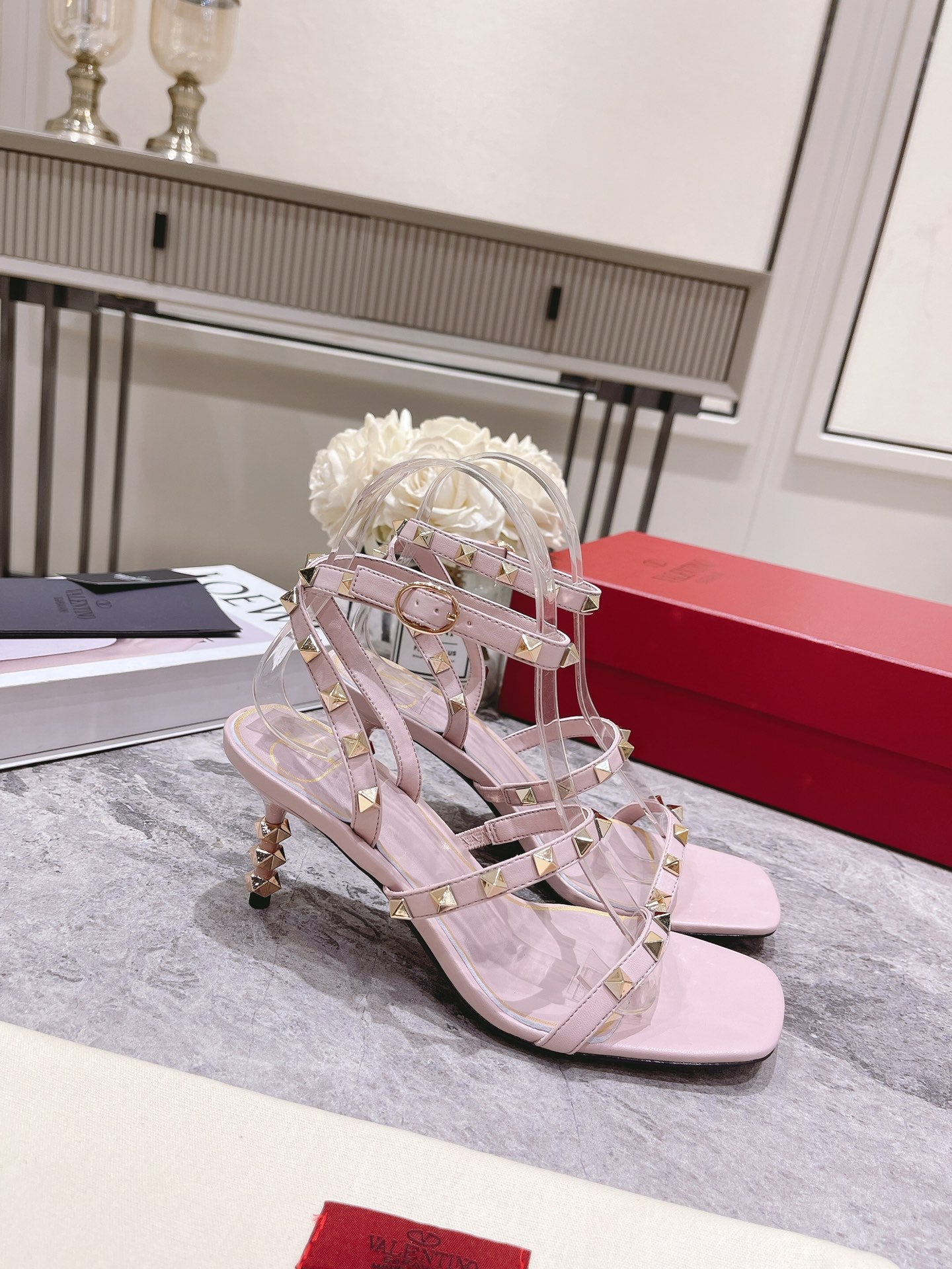 255QVL54ZDE Stylish leather High heels