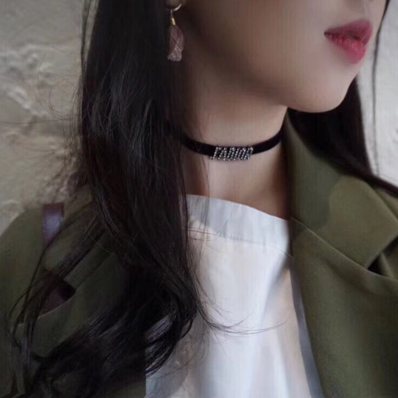 3D663XDE Stylish Necklaces
