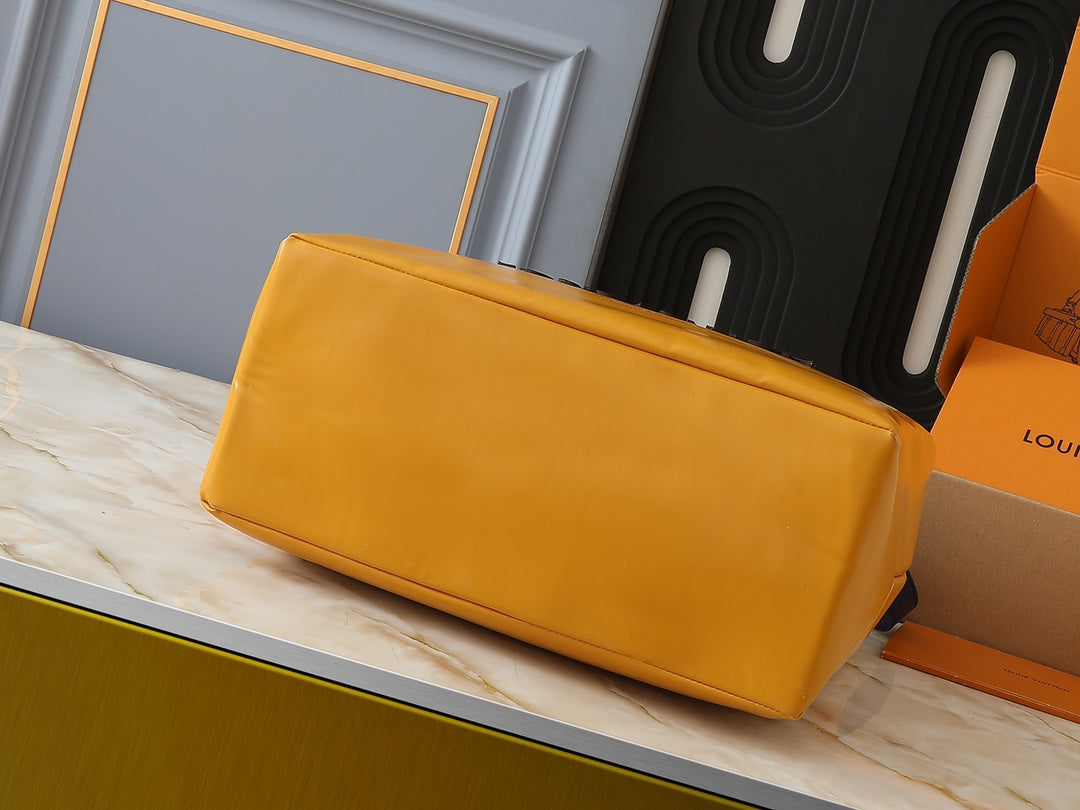 15XE9BDE Stylish leather bag
