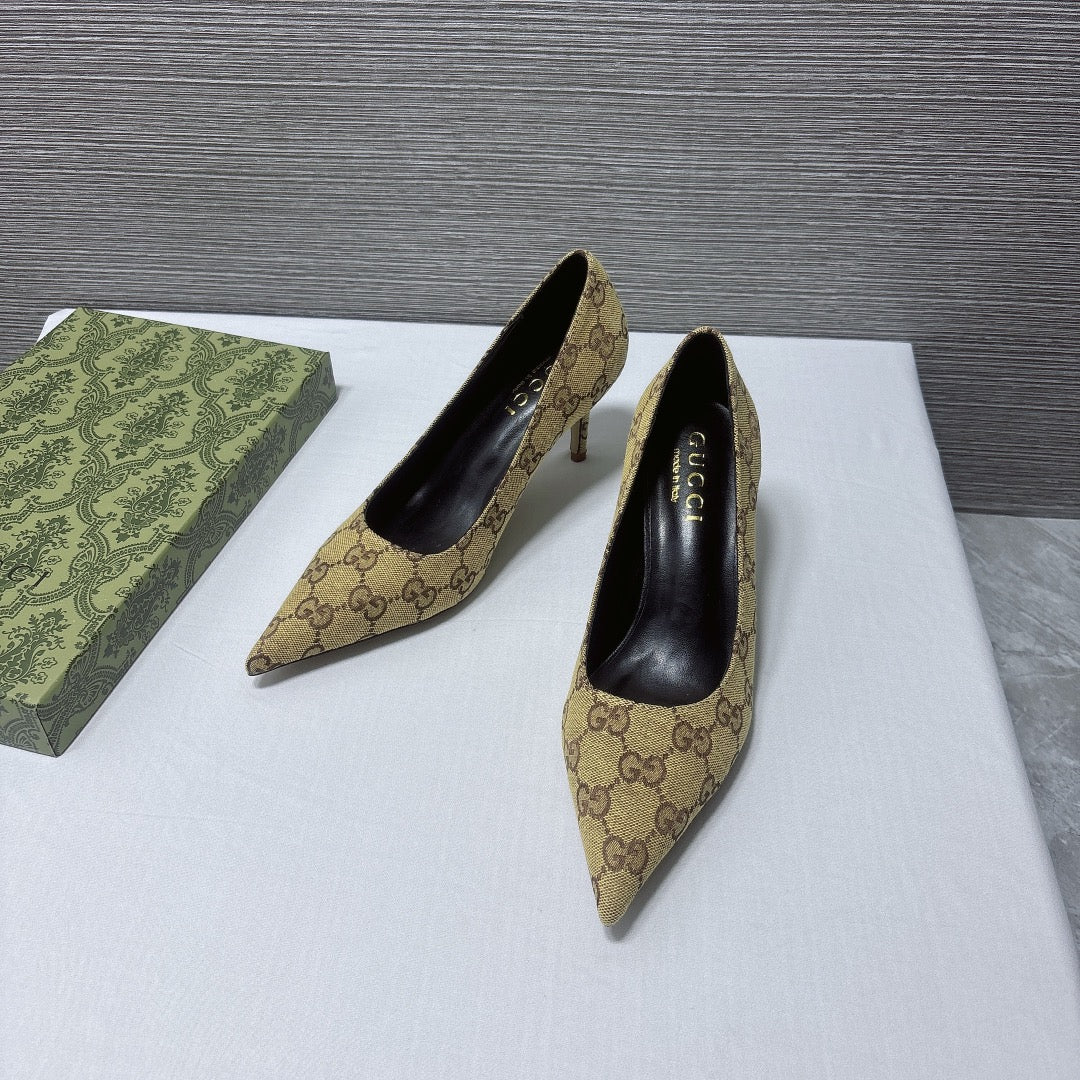 1LB21ZDE Stylish High heels (Heel height 8cm )