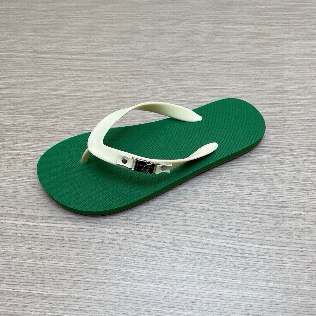 535ZA291ZDE Stylish Slippers