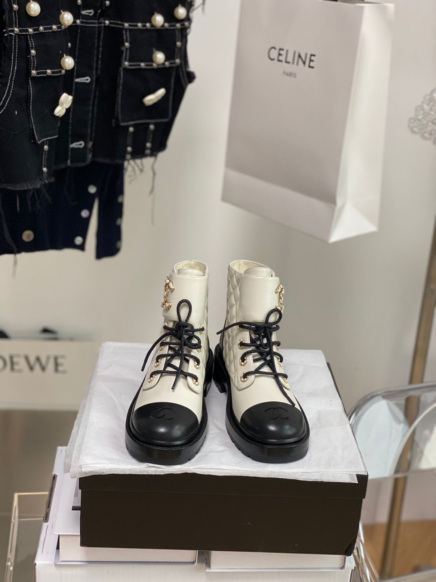 1JC10ZDE Stylish boots