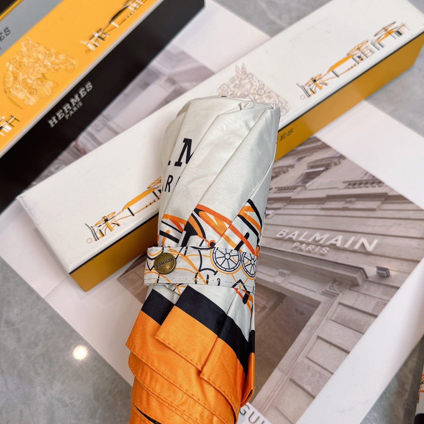 15RH77SDE Stylish UV resistant umbrella