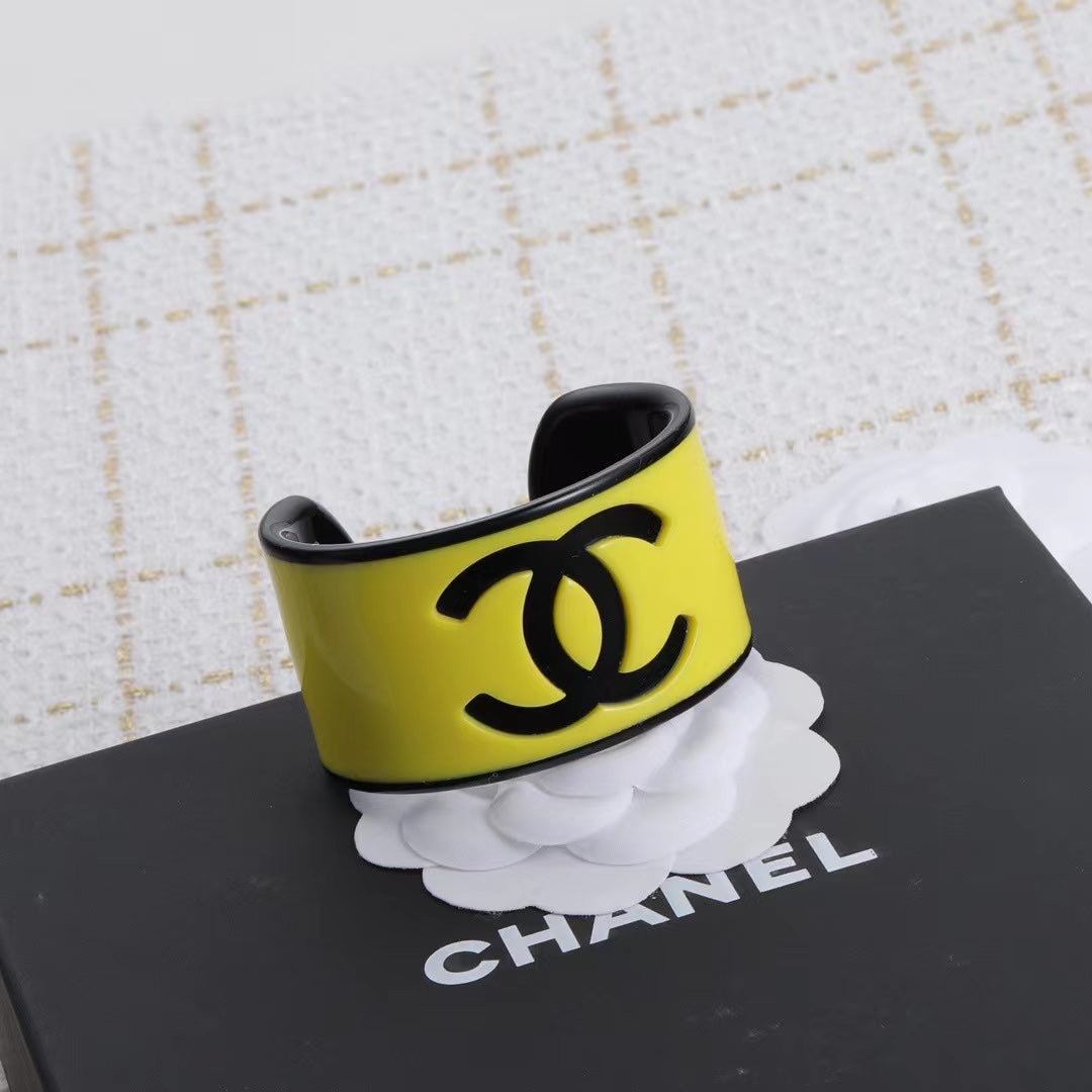 84C9kDE Stylish Bracelets