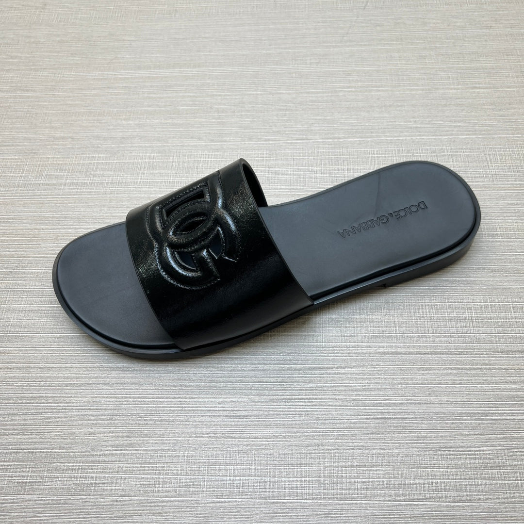 54A64ZDE Stylish slippers