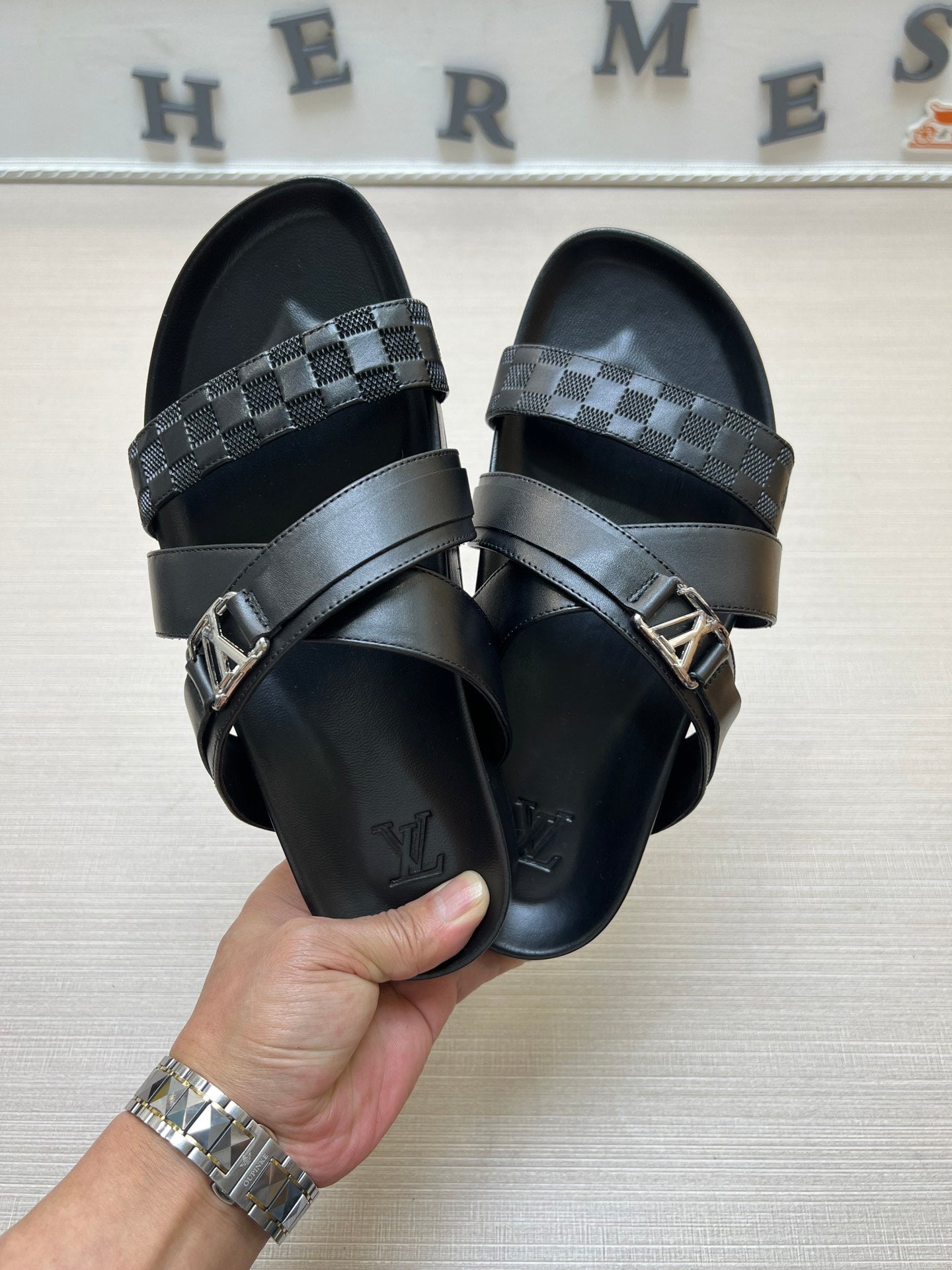 54E88ZDE Stylish slippers