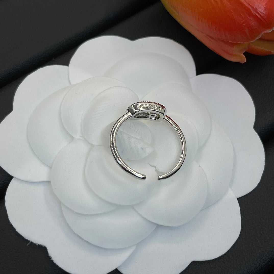 14A760JDE Stylish rings