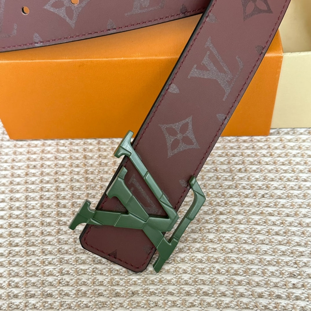 14E150PDE Stylish High quality belt With full package
