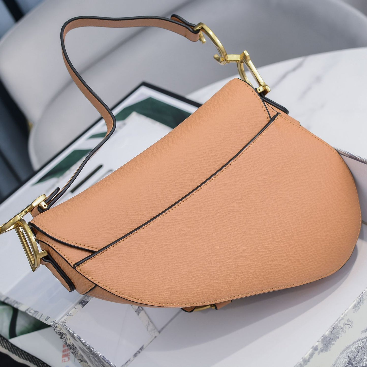 5E15BDE Stylish leather bag
