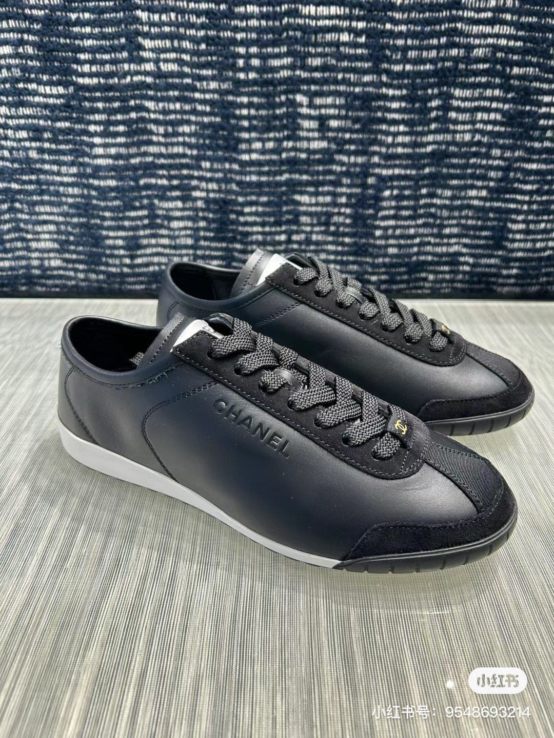 1XC70ZDE Stylish sneakers
