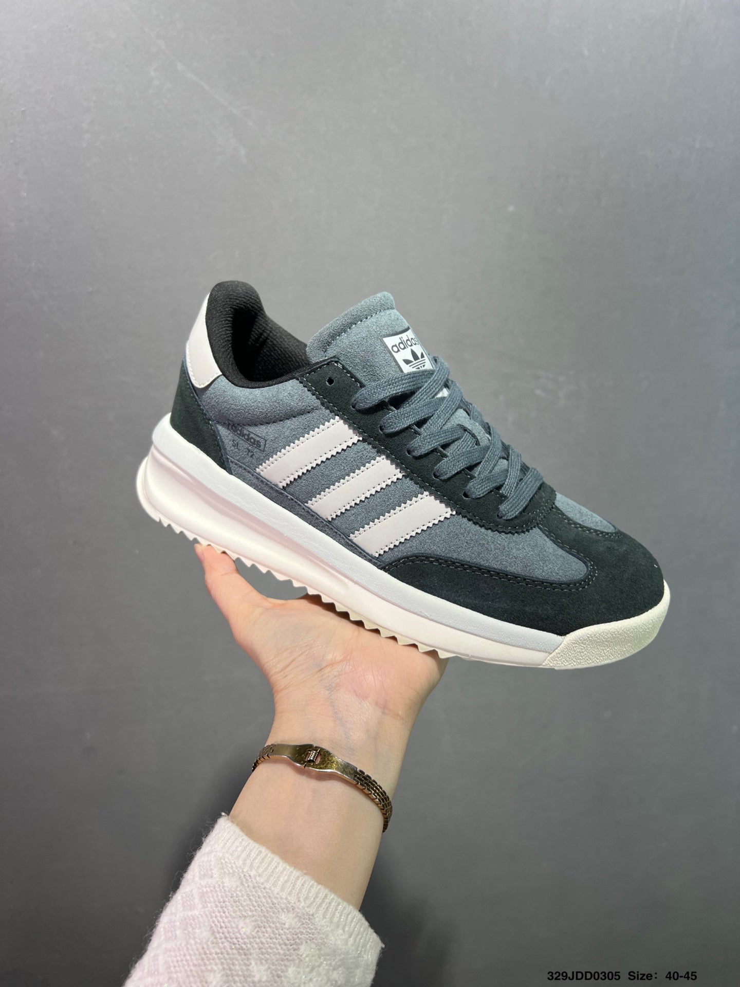435ZA57ZDE Stylish shoes