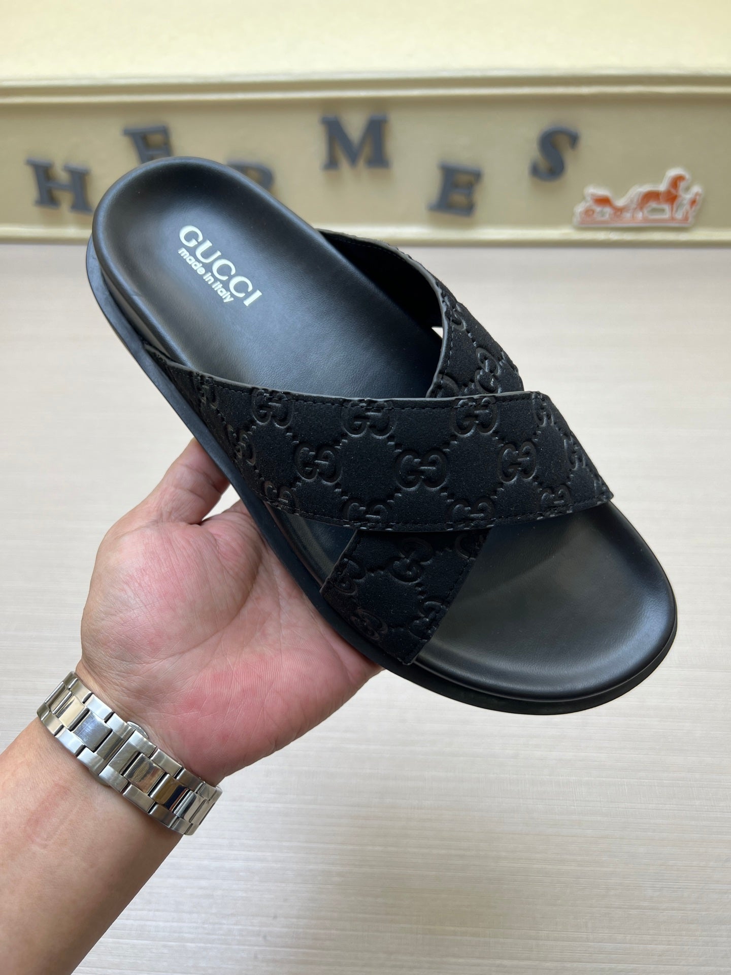 5QB15ZDE Stylish Slippers