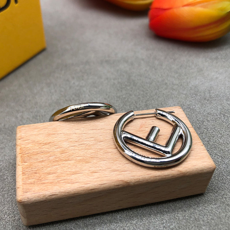 3F424EDE Stylish Earrings