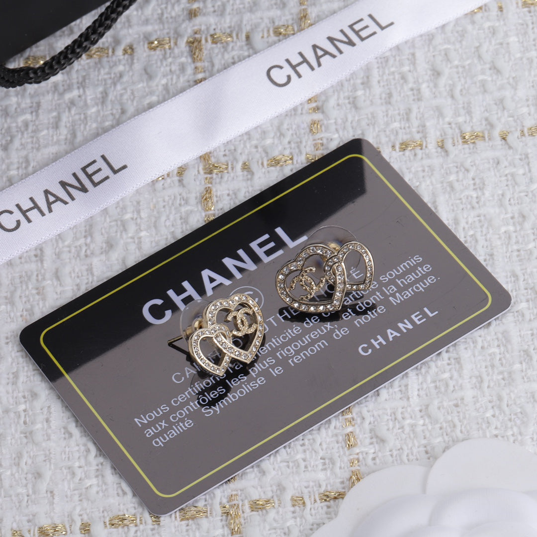 1YC90EDE Stylish Earrings