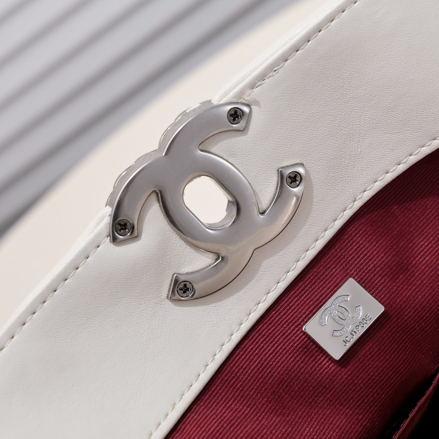 1XC41BDE Stylish leather bag