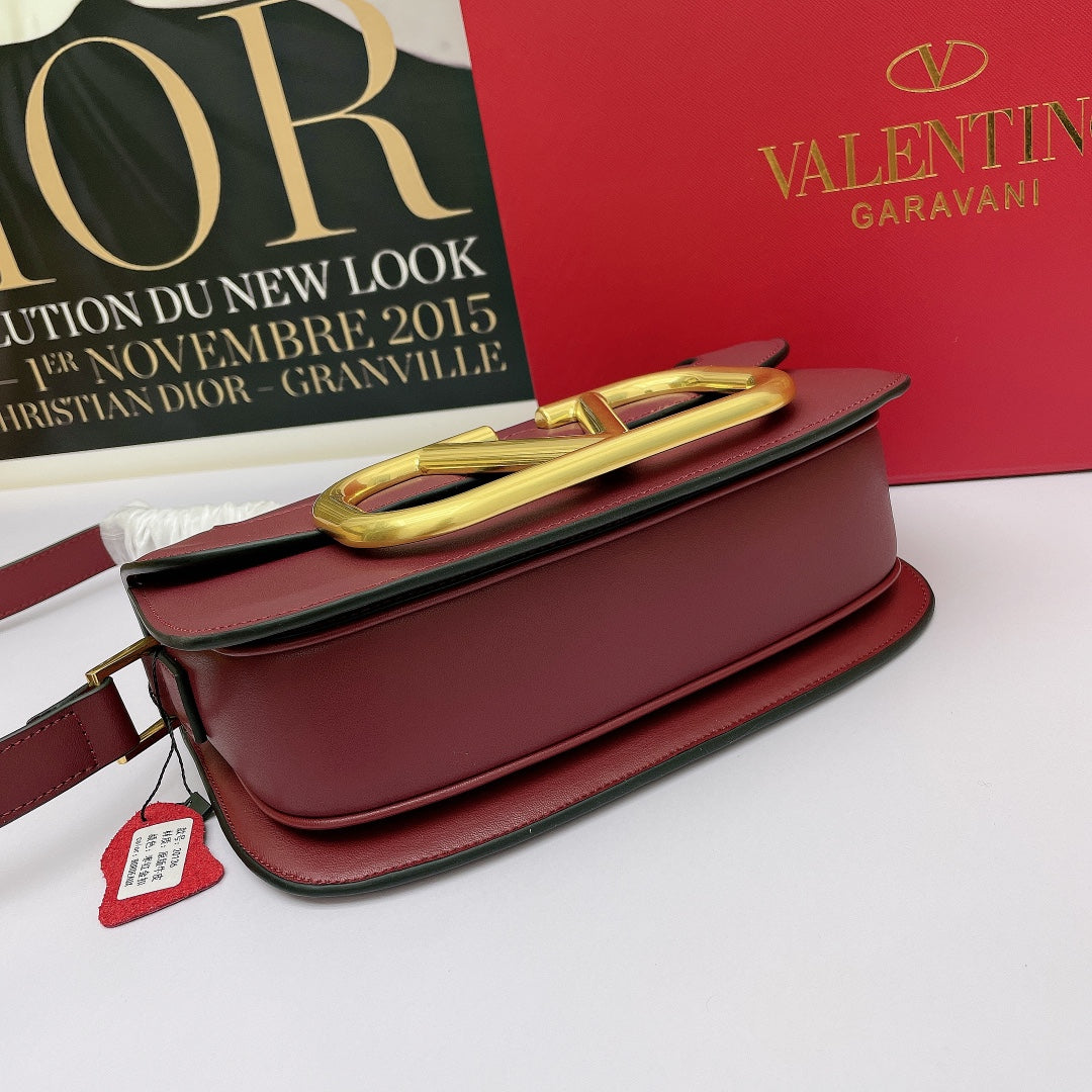 5A45BDE Stylish leather bag