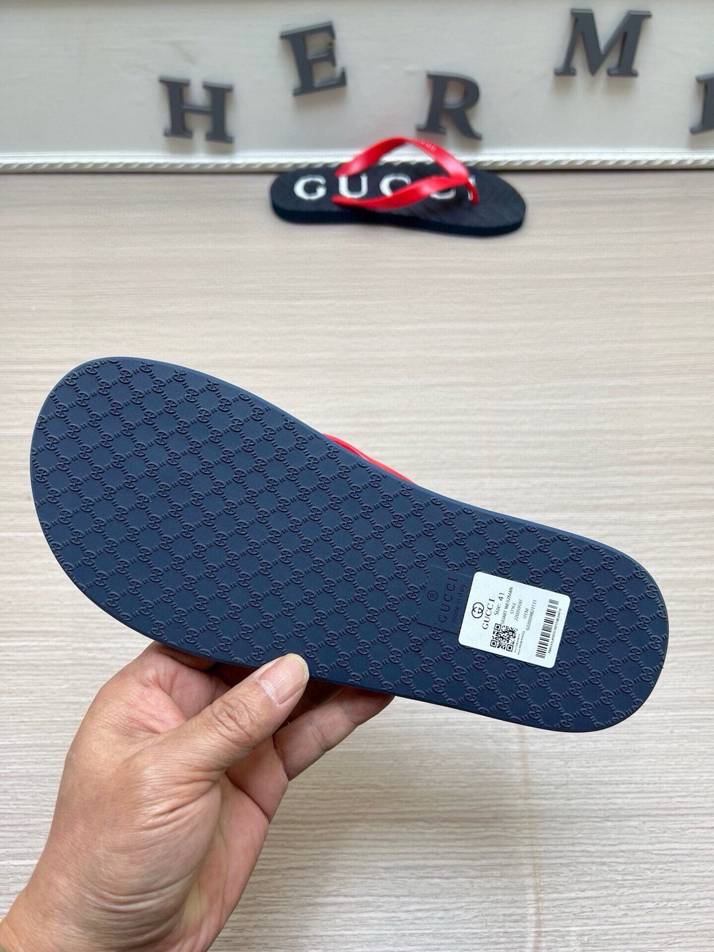 54B39ZDE Stylish slippers