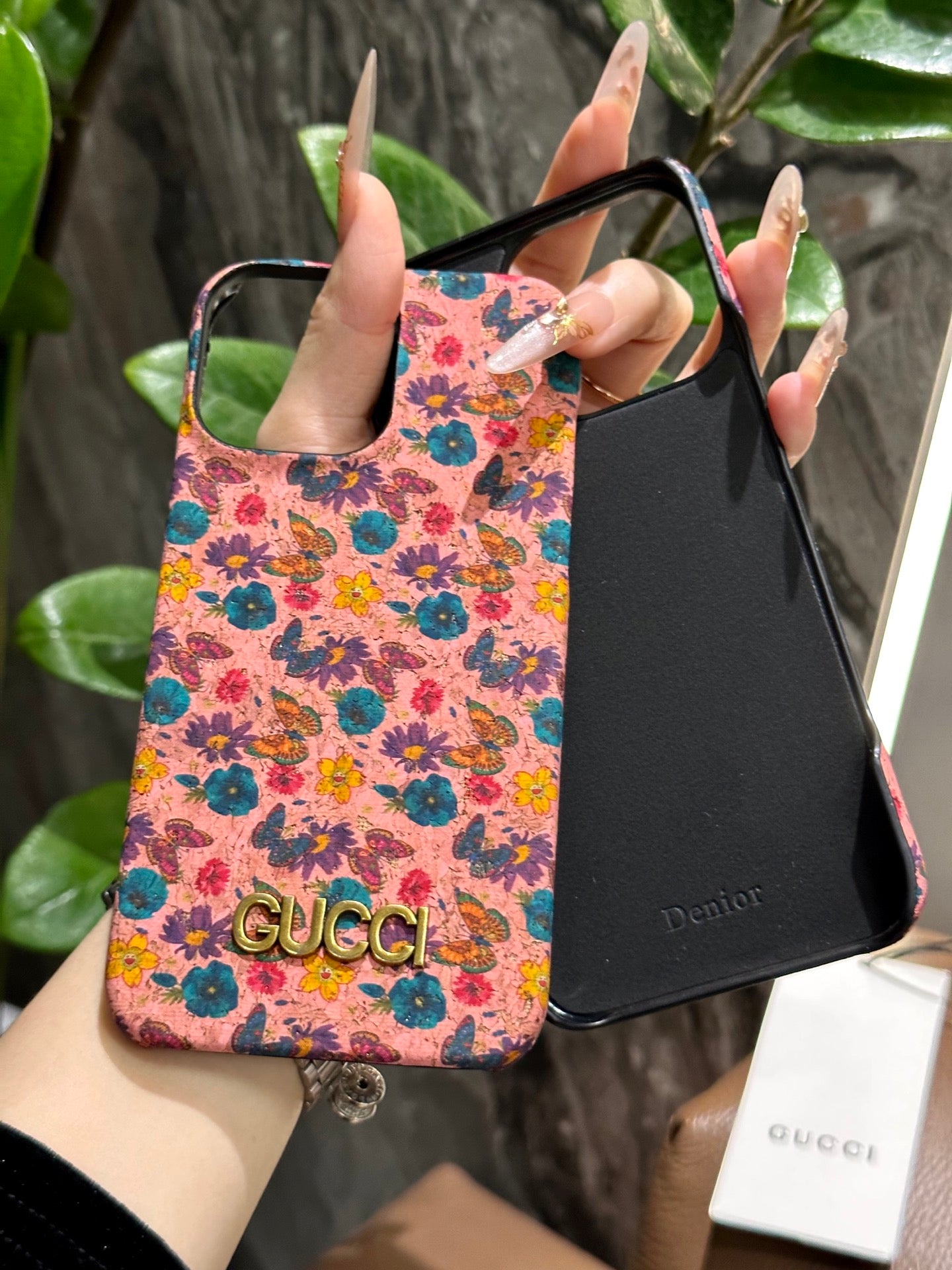 165RB82ADE Stylish Phone Case