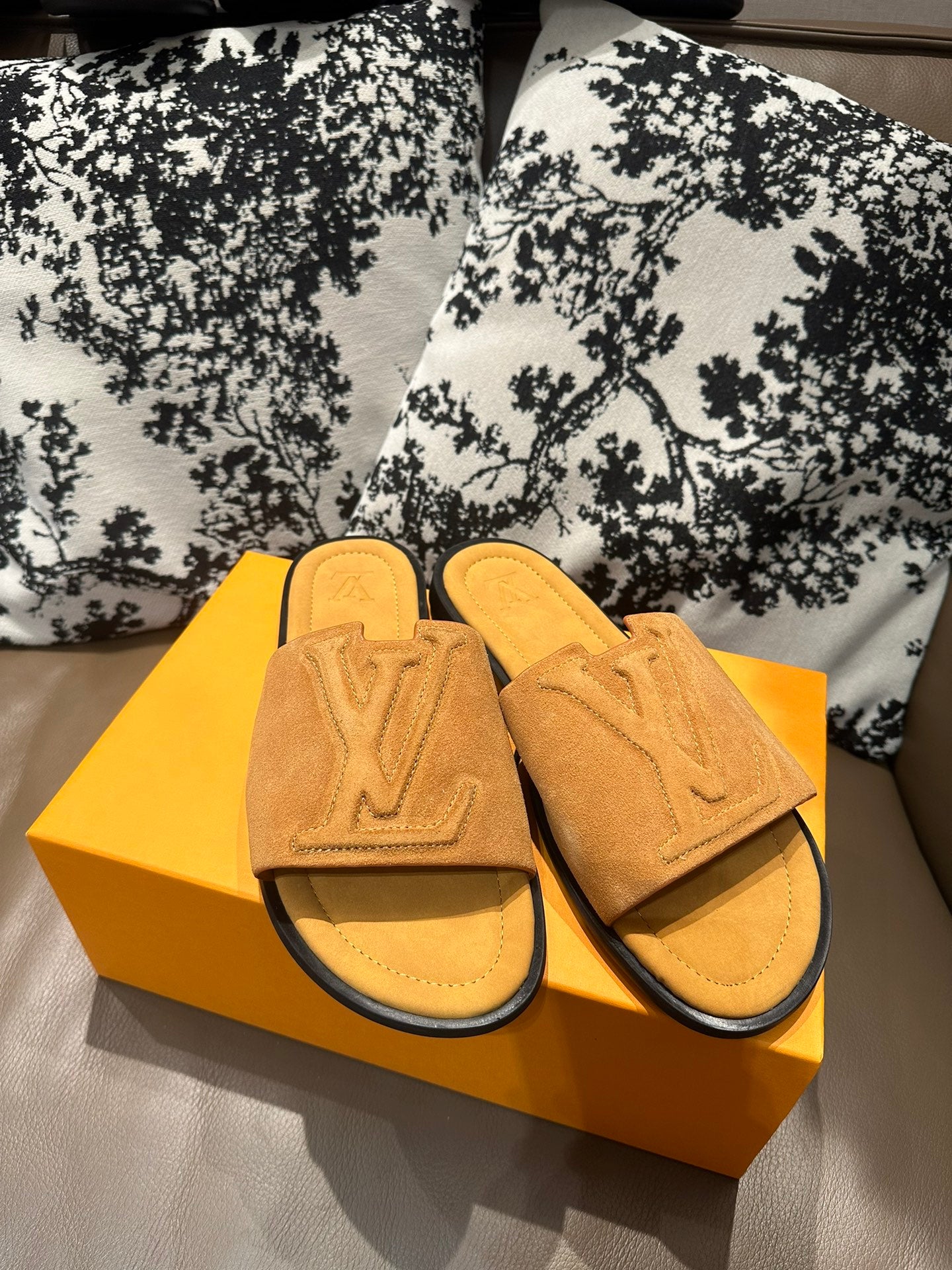 285ZE25ZDE Stylish leather Shoes